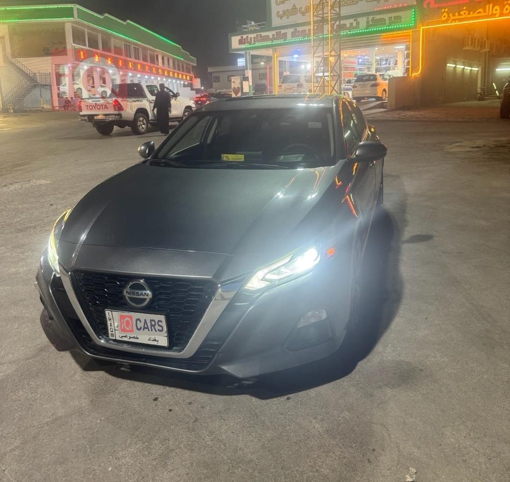 نيسان ألتيما